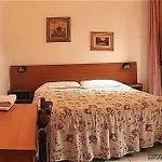 Hotel Spagna 2*