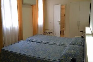 Spagna Отель